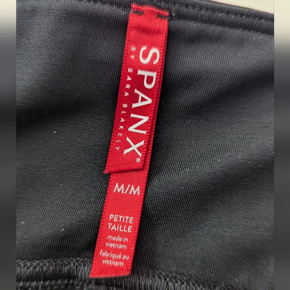 SPANX Faux Leather Camo Leggings Size Medium Petite - Picture 4 of 12